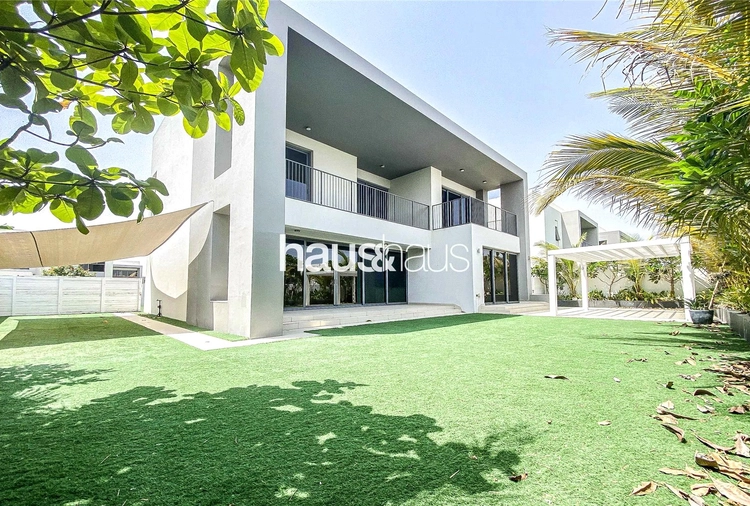 5 bedroom villa for sale - haus & haus