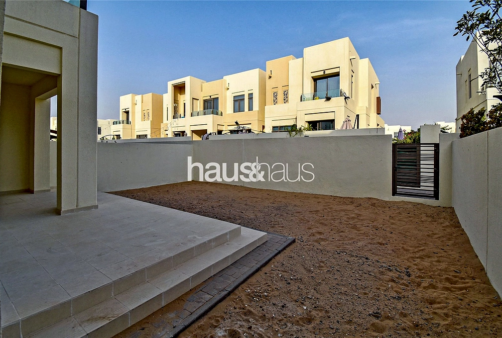 mobile-banner - Haus and Haus