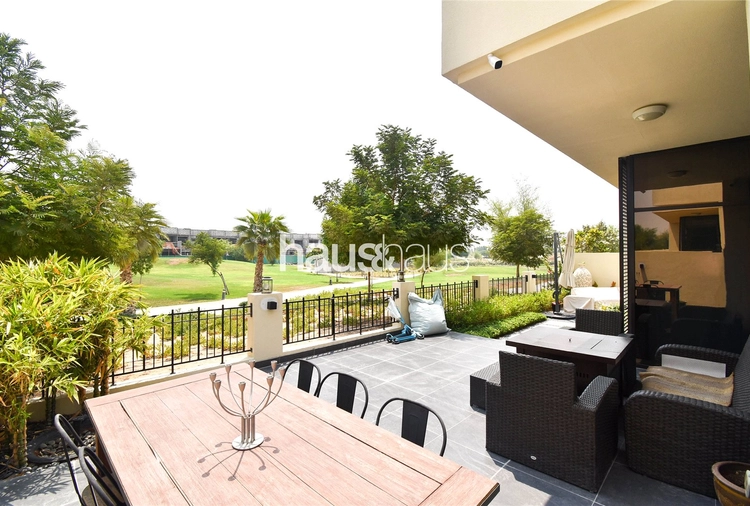6 bedroom villa for sale - haus & haus