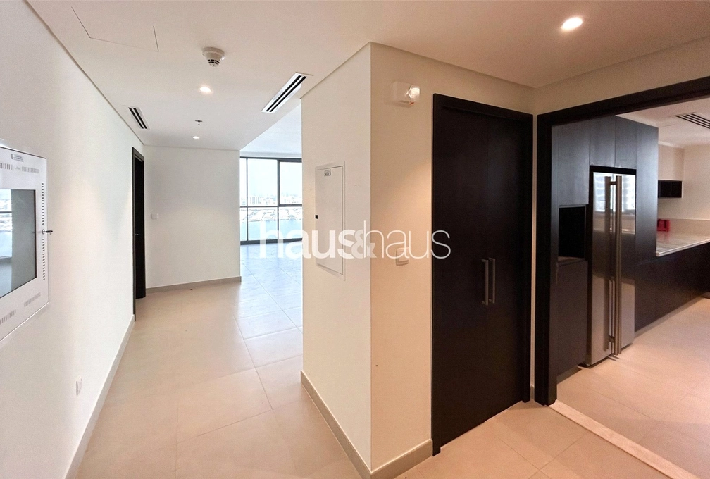 2 bedroom apartment for sale - haus & haus