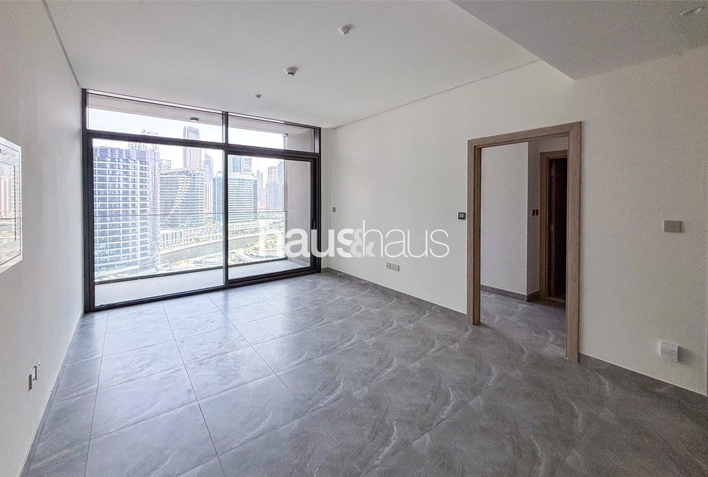 1 bedroom apartment for sale - haus & haus