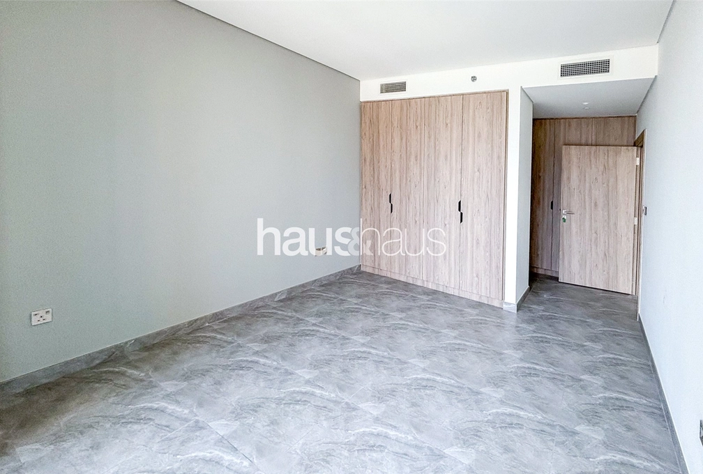 1 bedroom apartment for sale - haus & haus