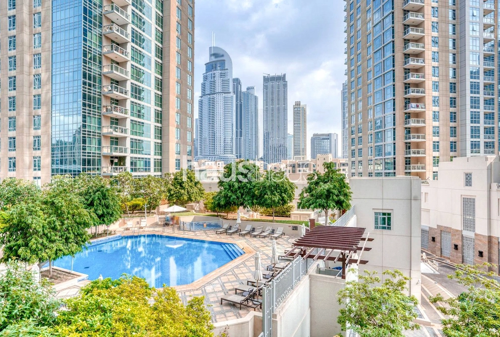 1 bedroom apartment for sale - haus & haus