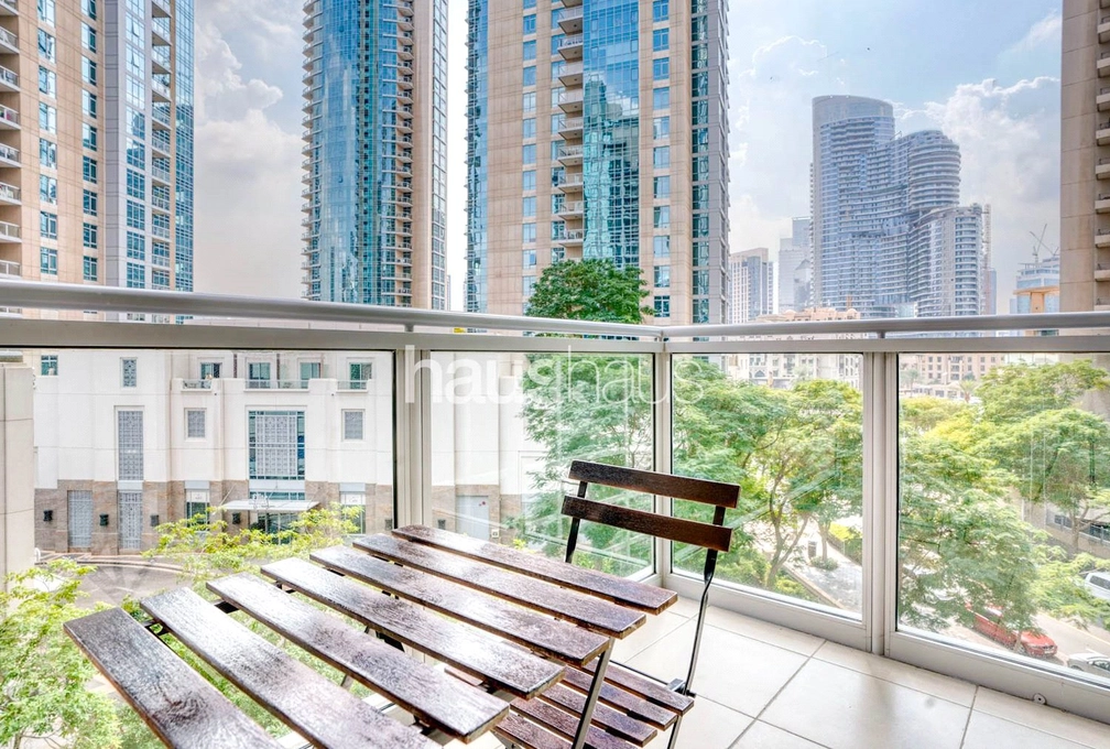 1 bedroom apartment for sale - haus & haus