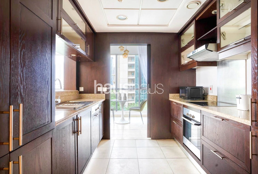 1 bedroom apartment for sale - haus & haus