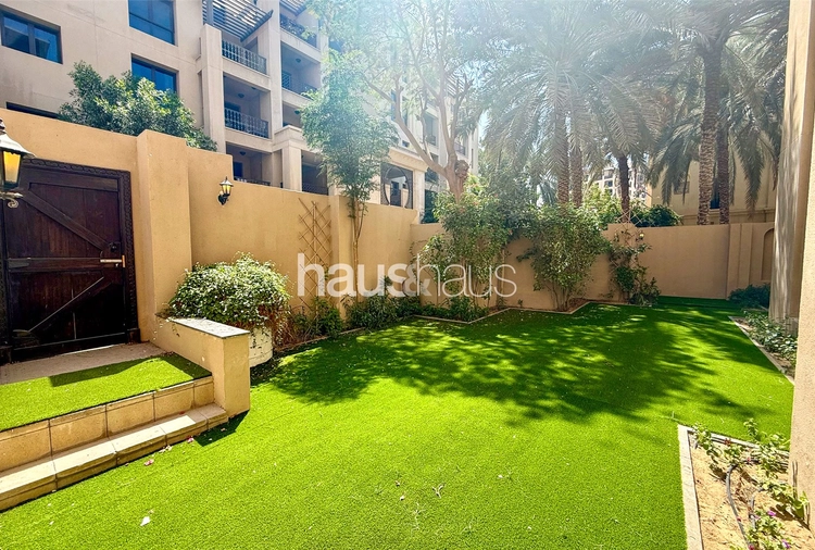 3 bedroom apartment for sale - haus & haus