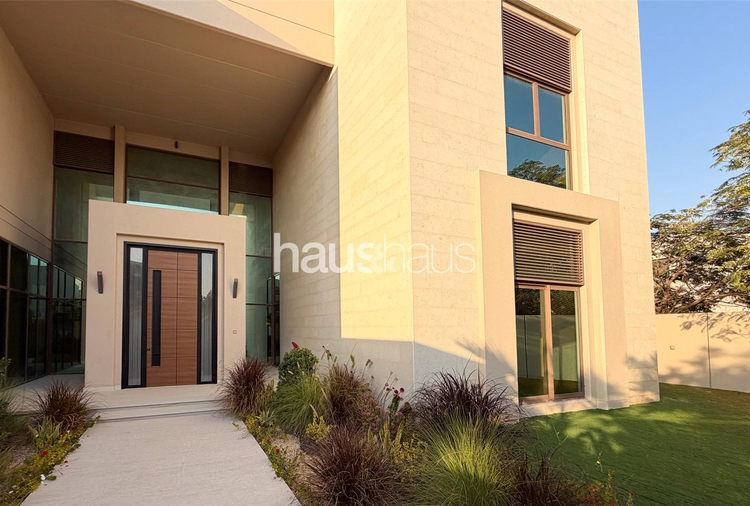 5 bedroom villa for sale - haus & haus