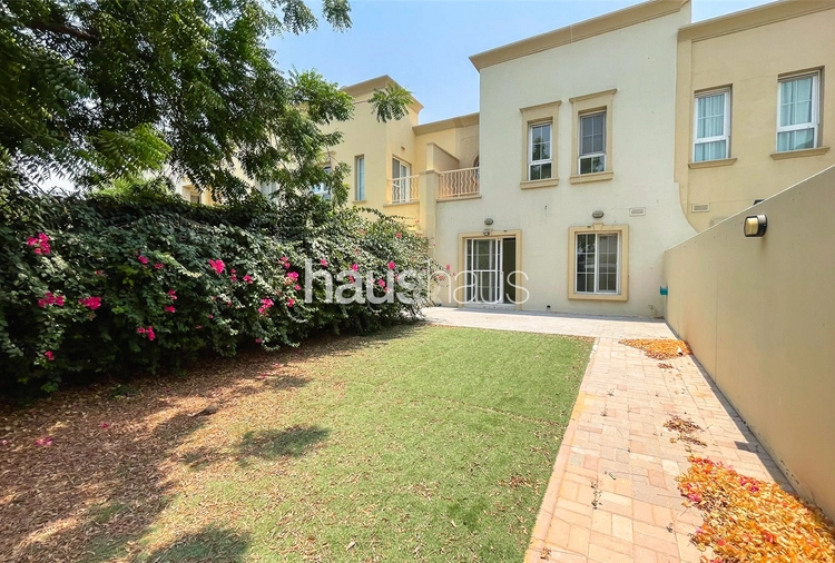 2 bedroom villa for sale - haus & haus