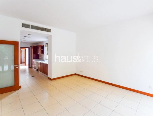 mobile-banner - Haus and Haus