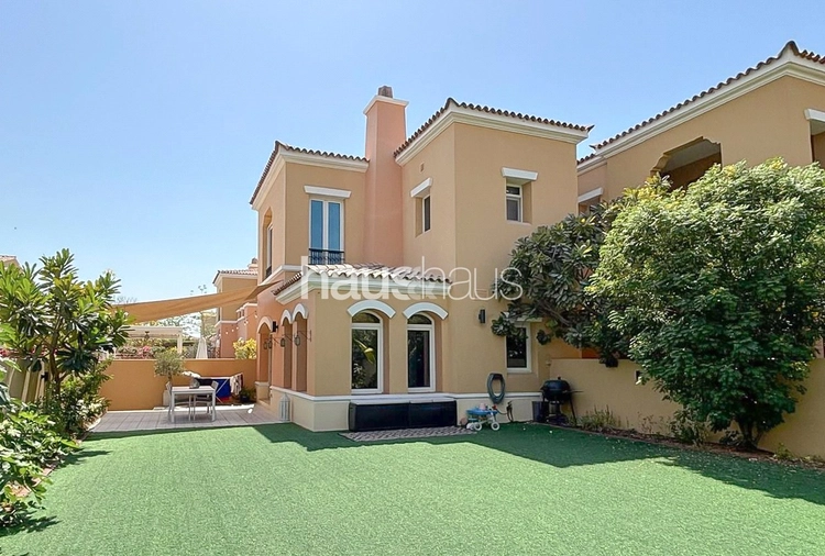 3 bedroom villa to rent - haus & haus