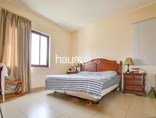 mobile-banner - Haus and Haus