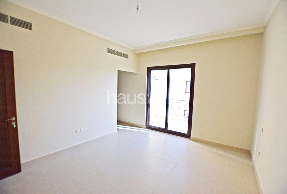 5 bedroom villa to rent - haus & haus