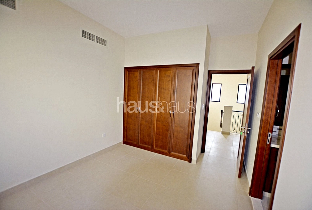 5 bedroom villa to rent - haus & haus