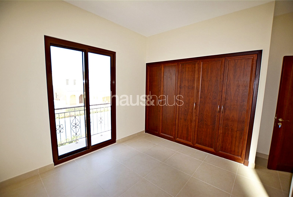 5 bedroom villa to rent - haus & haus