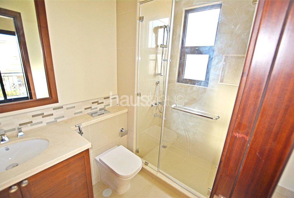 5 bedroom villa to rent - haus & haus