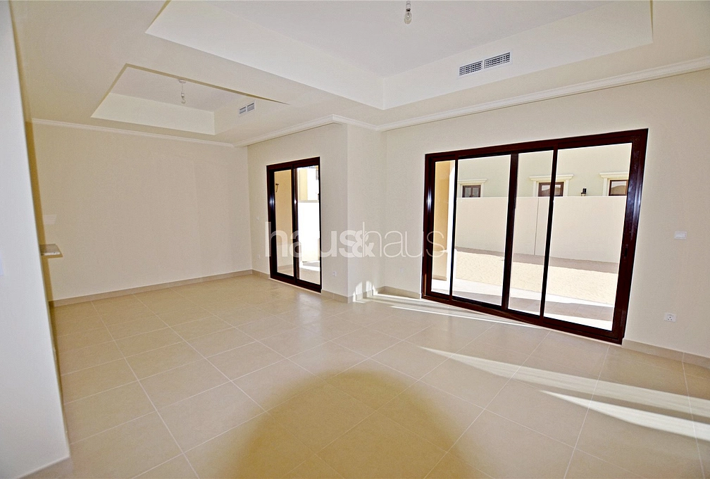 5 bedroom villa to rent - haus & haus