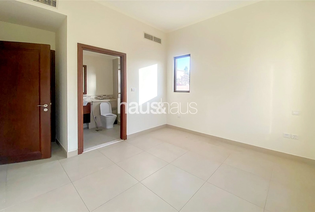 5 bedroom villa to rent - haus & haus