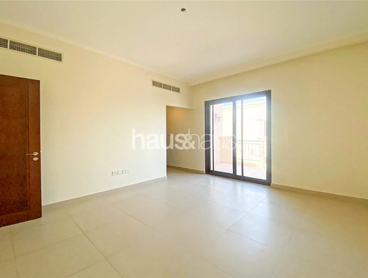 5 bedroom villa to rent - haus & haus