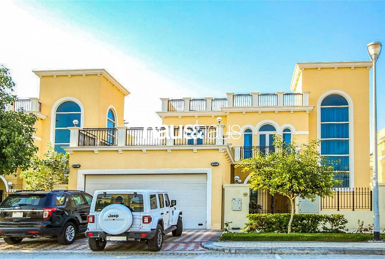 4 bedroom villa to rent - haus & haus