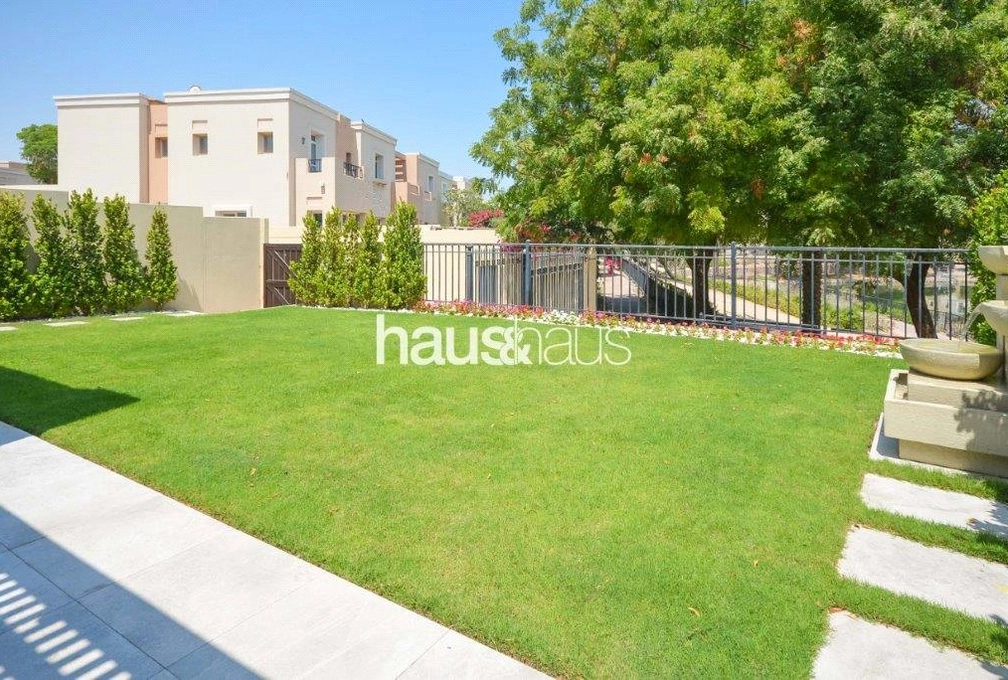 3 bedroom villa for sale - haus & haus