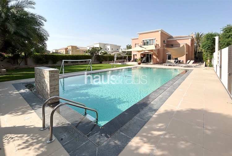 5 bedroom villa to rent - haus & haus