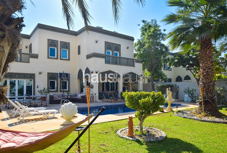 5 bedroom villa for sale - haus & haus