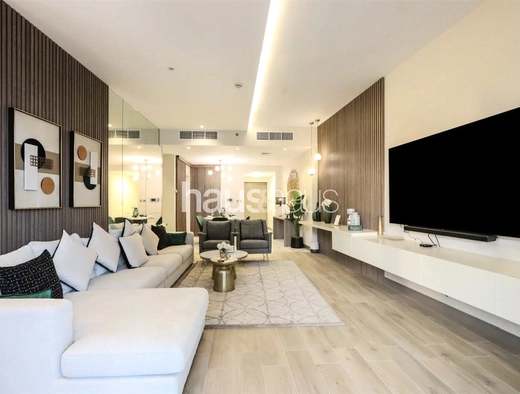 mobile-banner - Haus and Haus