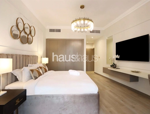 mobile-banner - Haus and Haus