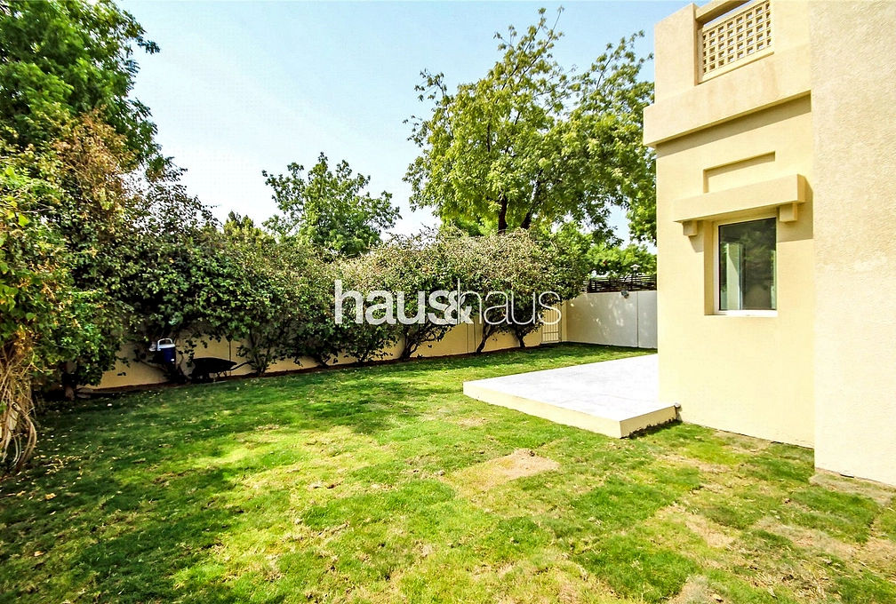 4 bedroom villa to rent - haus & haus