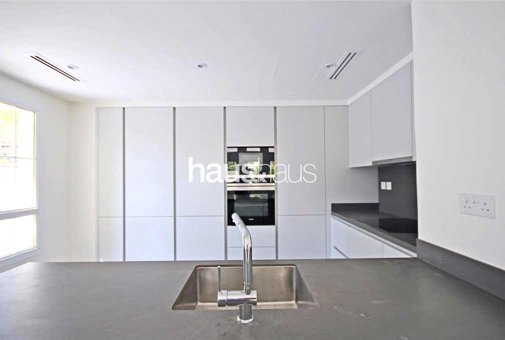 4 bedroom villa to rent - haus & haus