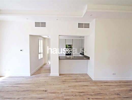 4 bedroom villa to rent - haus & haus