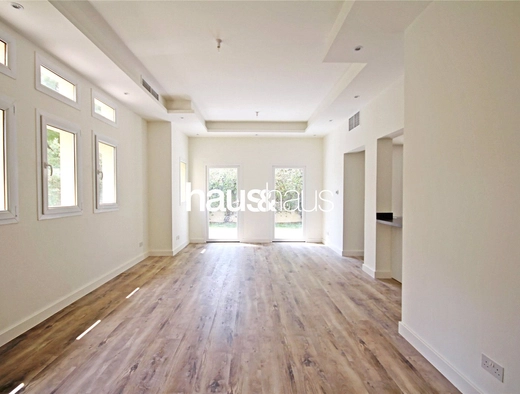 4 bedroom villa to rent - haus & haus