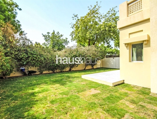 4 bedroom villa to rent - haus & haus