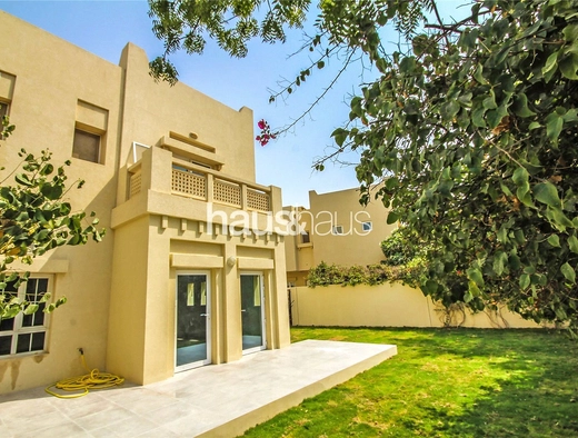 4 bedroom villa to rent - haus & haus