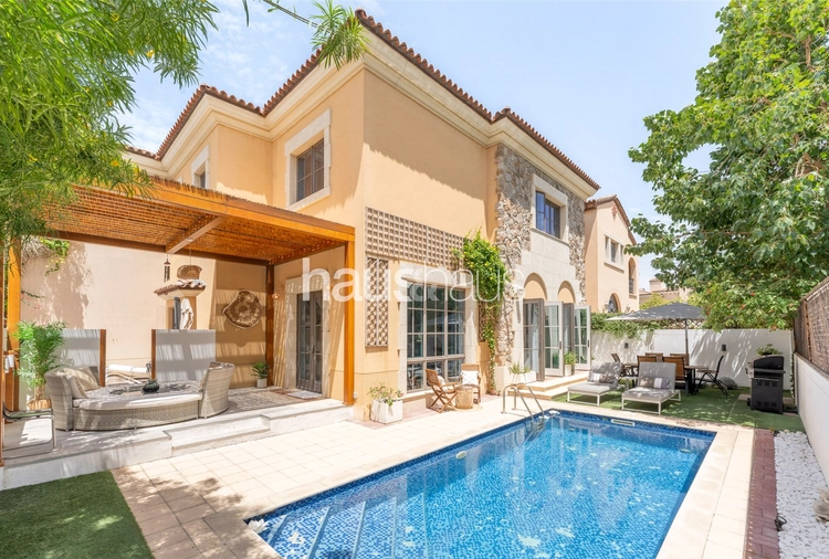 4 bedroom villa for sale - haus & haus
