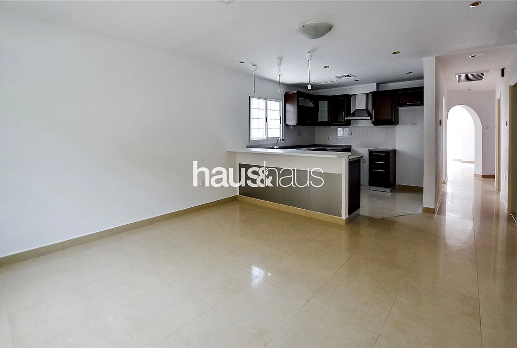 3 bedroom villa to rent - haus & haus