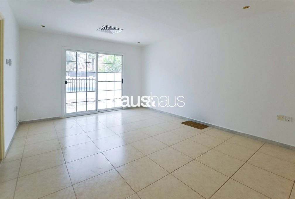 3 bedroom villa to rent - haus & haus