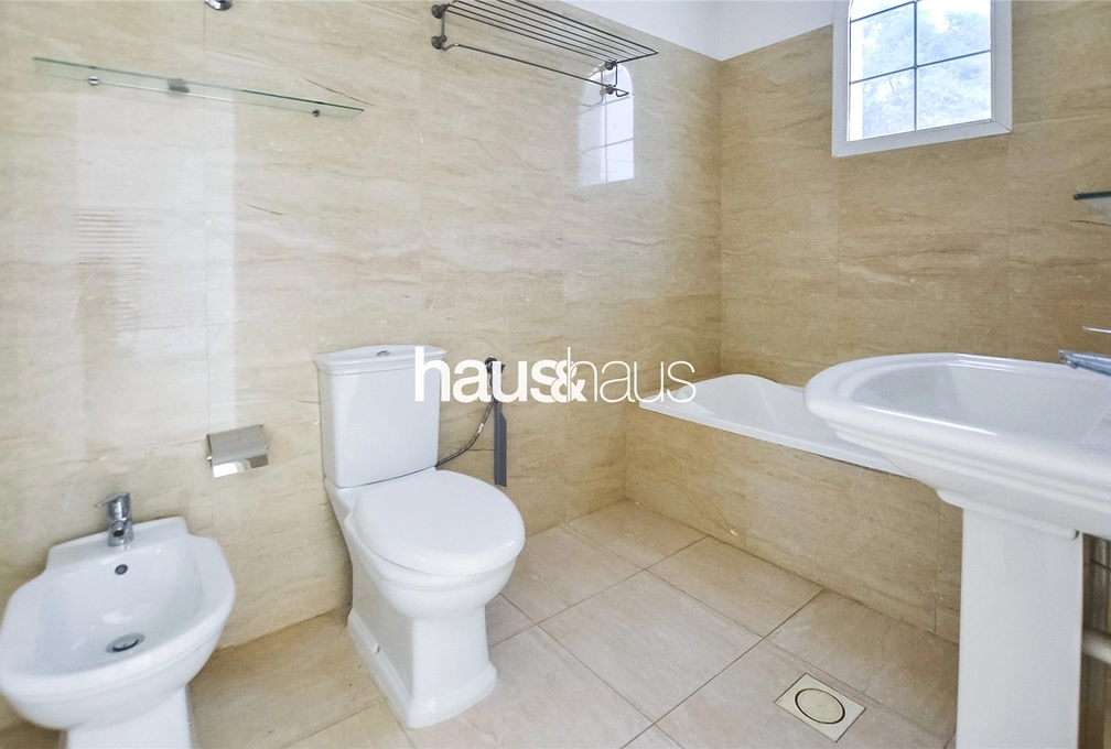 3 bedroom villa to rent - haus & haus