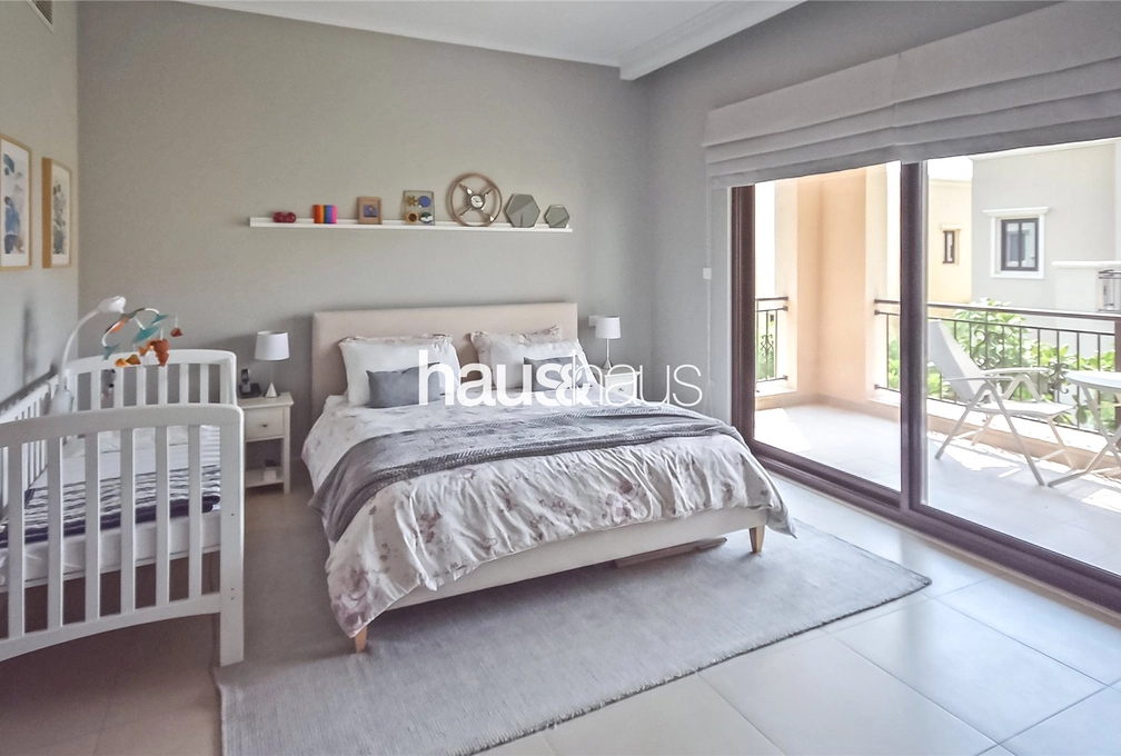 mobile-banner - Haus and Haus