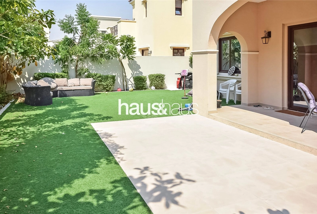 mobile-banner - Haus and Haus