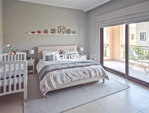 mobile-banner - Haus and Haus