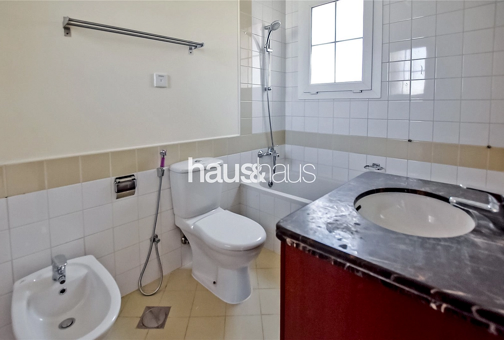 2 bedroom villa to rent - haus & haus