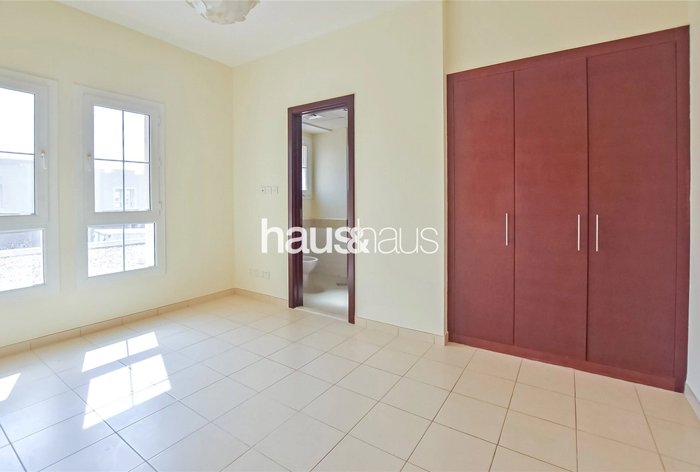 2 bedroom villa to rent - haus & haus