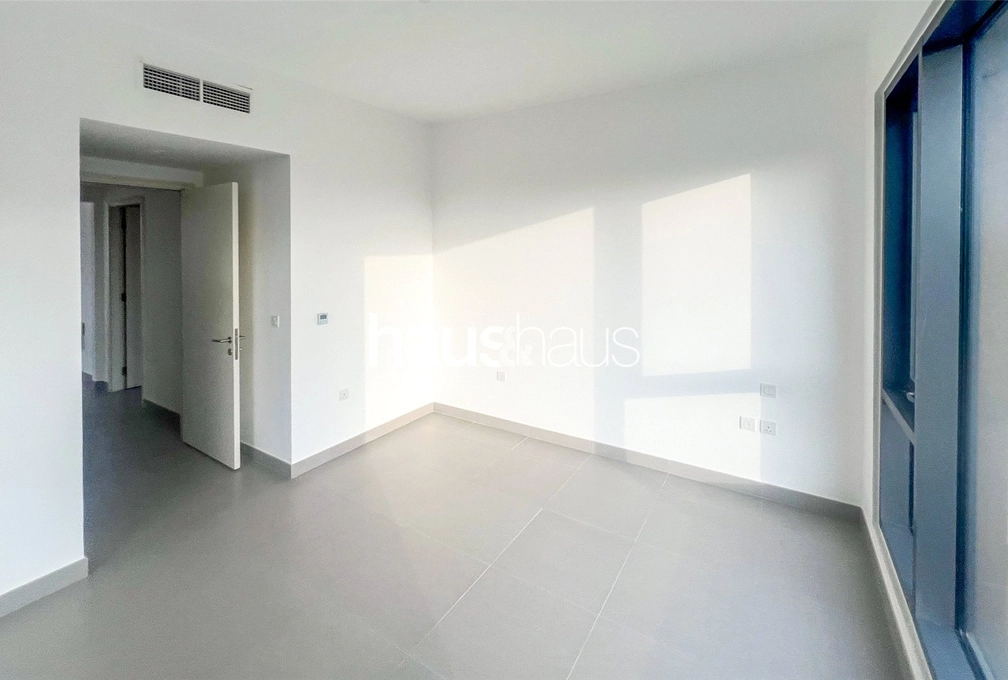 4 bedroom villa to rent - haus & haus