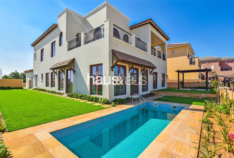 5 bedroom villa for sale - haus & haus