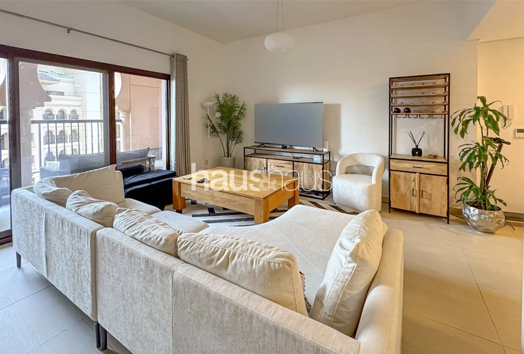 2 bedroom apartment to rent - haus & haus