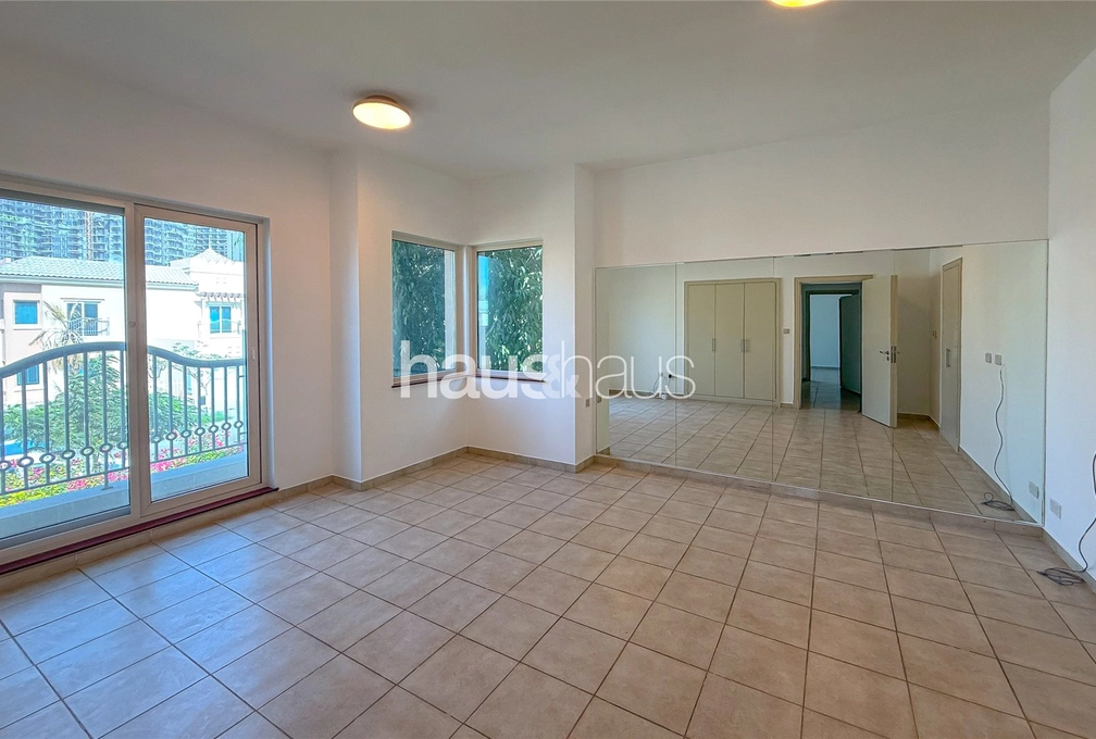 5 bedroom villa to rent - haus & haus