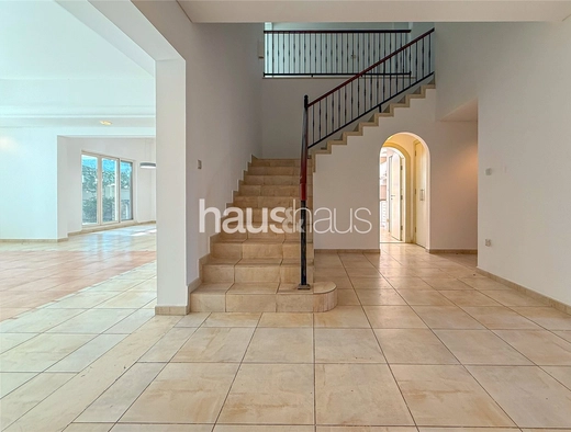 5 bedroom villa to rent - haus & haus