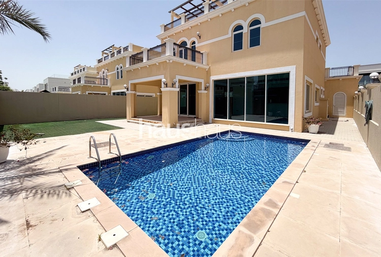 4 bedroom villa to rent - haus & haus