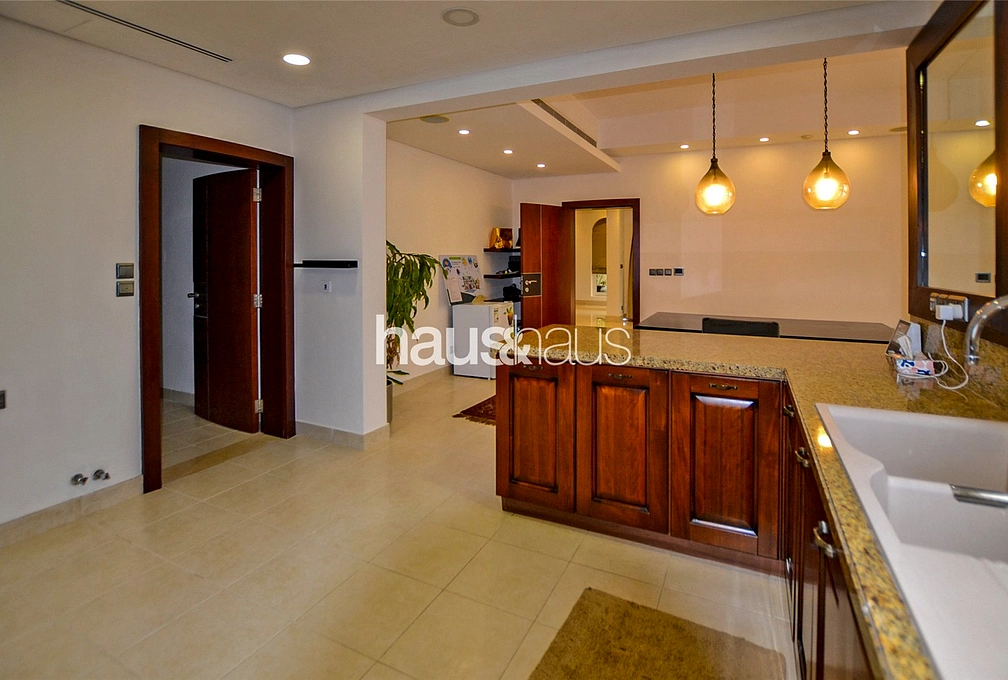 4 bedroom villa to rent - haus & haus